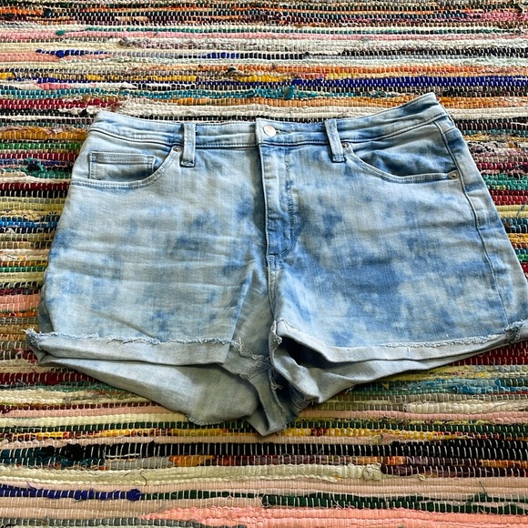 Universal Threads Tye Dyed MIDI Denim Shorts-#1889+ - Picture 6 of 11